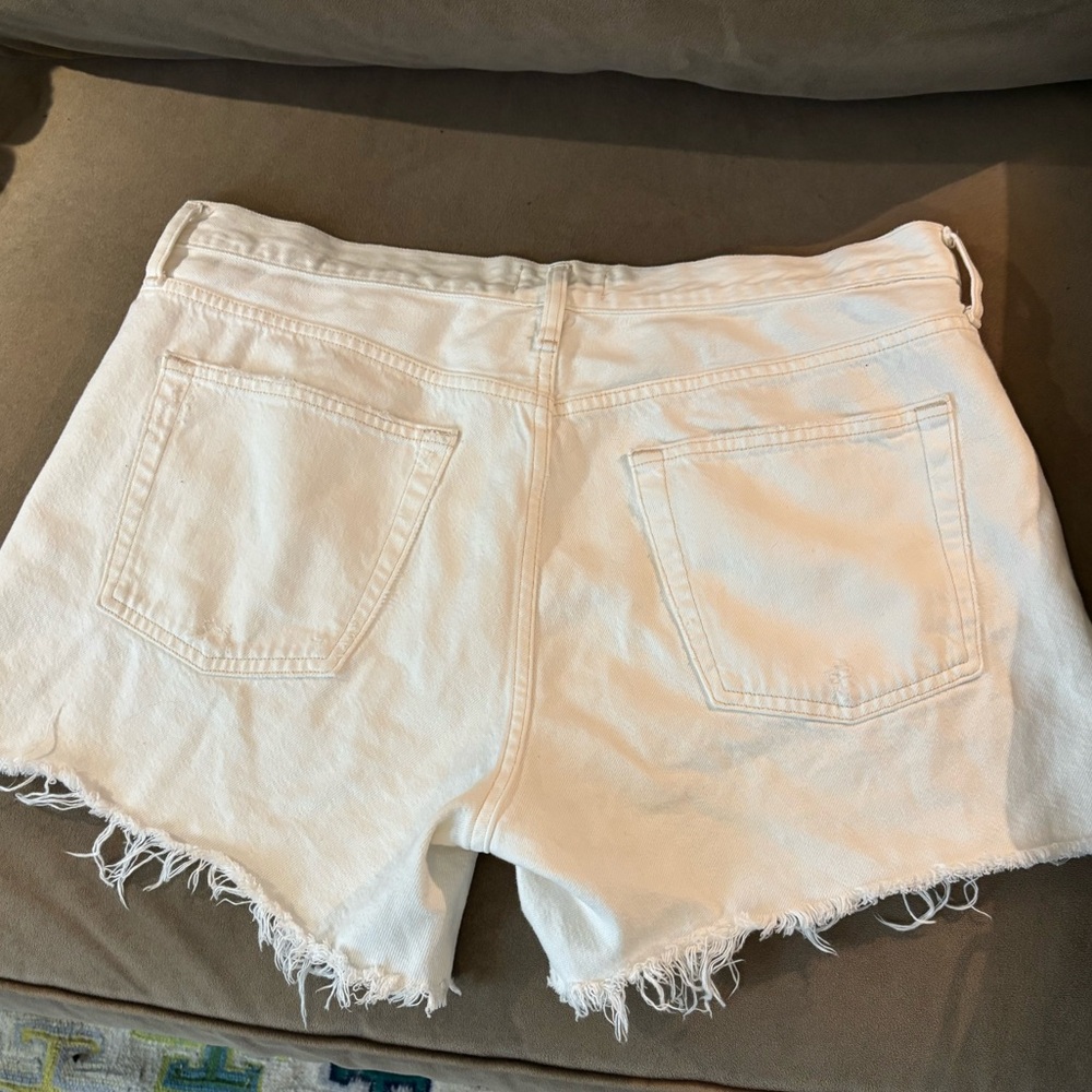 Agolde White Distressed Denim Jean Shorts - Picture 5 of 8